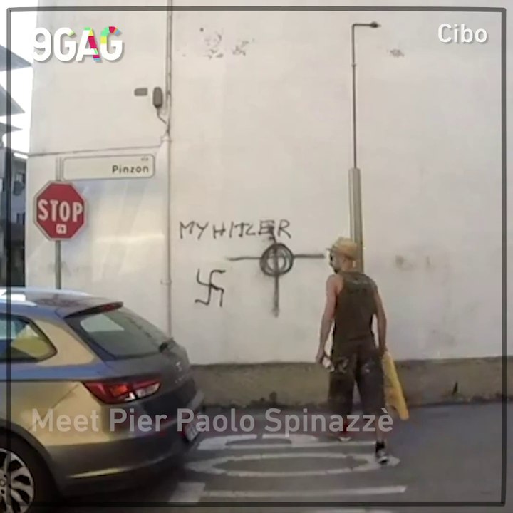L'artiste de rue combat les symboles de haine avec de la nourriture à Vérone Italie