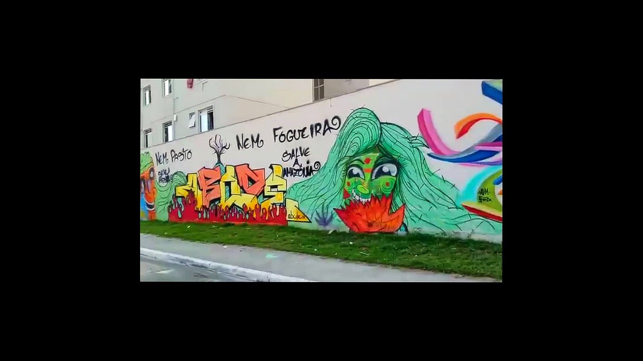 Muro Desenhado - Condomínio Caminhos do Rio 1