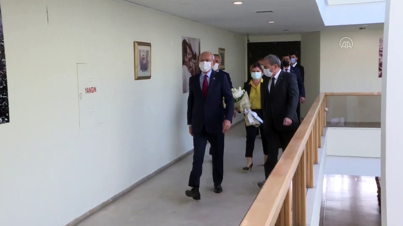 ANKARA - Kılıçdaroğlu, Demokrat Parti Genel Başkanı Gültekin Uysal'ı ziyaret etti