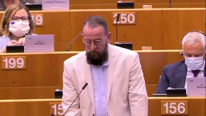 "Había muchos políticos", dice el organizador de la orgía gay que le ha costado el cargo a un eurodiputado húngaro