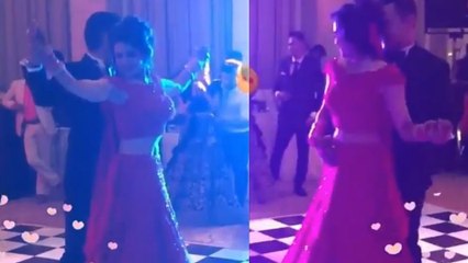 Aditya Narayan के साथ Romantic Dance में शरमाई Shweta Agarwal, RECEPTION PARTY | Boldsky