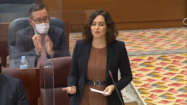 Ayuso confirma que rebajará medio punto el IRPF a todos los madrileños