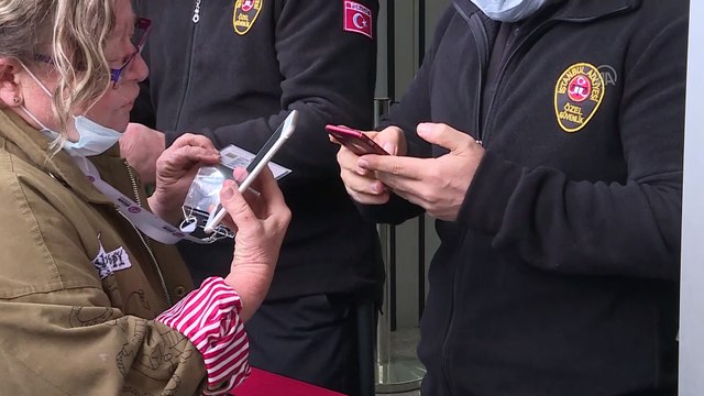 İSTANBUL - Adliyelere girişte 'HES kodu' şartı uygulaması başladı