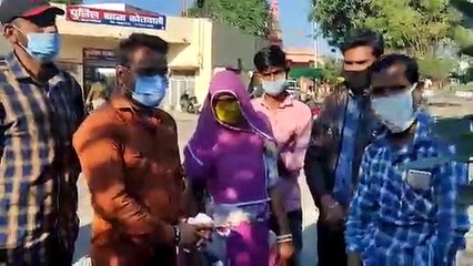 बैंक ऑफ इंडिया द्वारा खाते से 51000 रुपए के हेर फेर के मामले में महिला पहुंची थाने