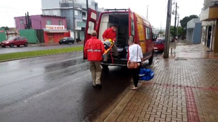 Mulher de 40 anos é socorrida após cair de escada no Bairro Coqueiral