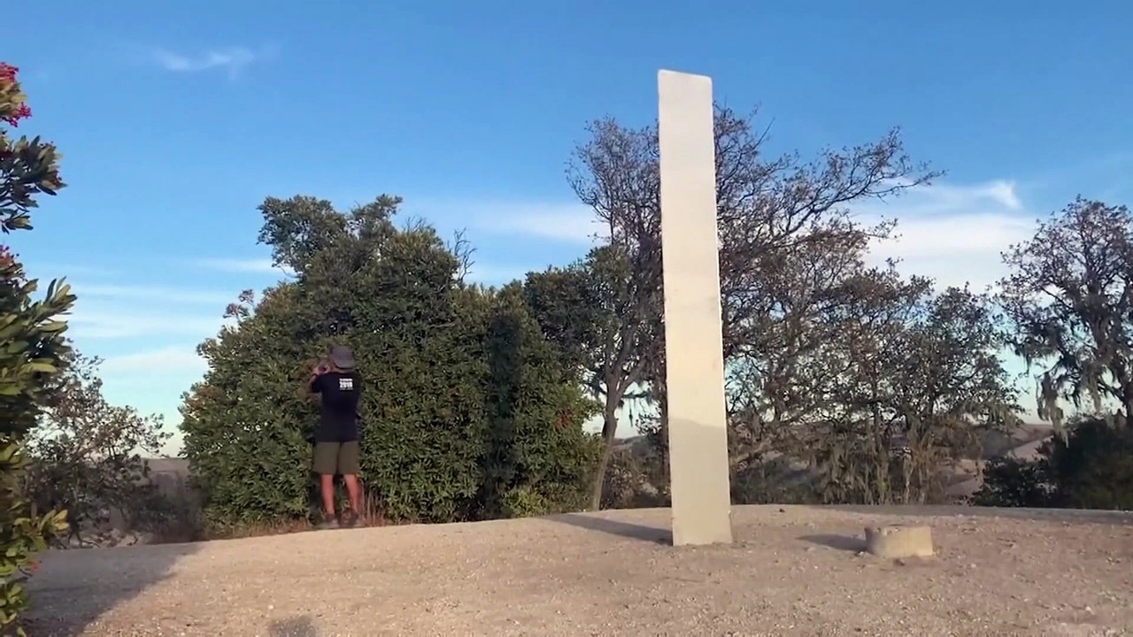 Wie Pilze aus dem Boden: 3. Metall-Monolith ziert Berg in Kalifornien