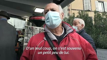 Décès de VGE: drapeaux en berne et émotion dans son fief de Chamalières