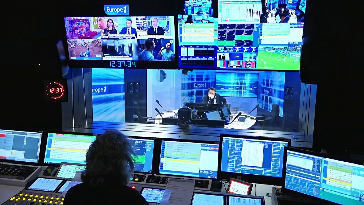 EXTRAIT - Quand Raymond Depardon raconte le moment où VGE apprend qu'il est président