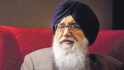 SAD leader Parkash Singh Badal returns Padma award over farm laws