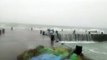 Cyclone hits Sri Lanka as southern India hunkers down