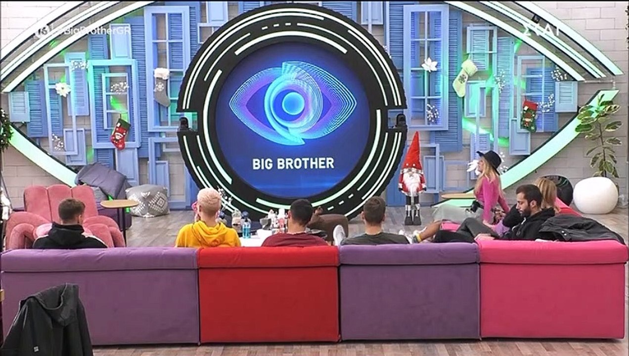 Big Brother: Εκτός αυτού η Δανέζη μετά το ξεμπρ...