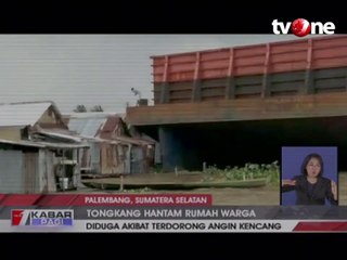 Kapal Tongkang Hilang Kendali, 4 Rumah Warga Rusak