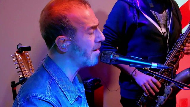 Calogero en live dans le Double Expresso RTL2 (04/12/20)