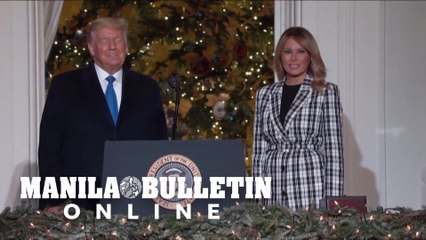 Melania Trump lights up the national Christmas tree at the White House