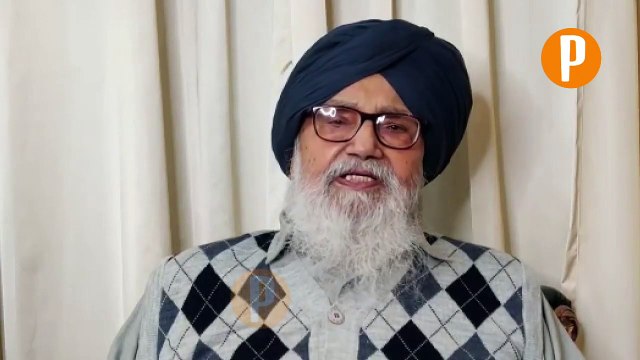 Parkash Singh Badal Angry On Narendra Modi and Message to Farmers Protesting at Delhi - Watch Video