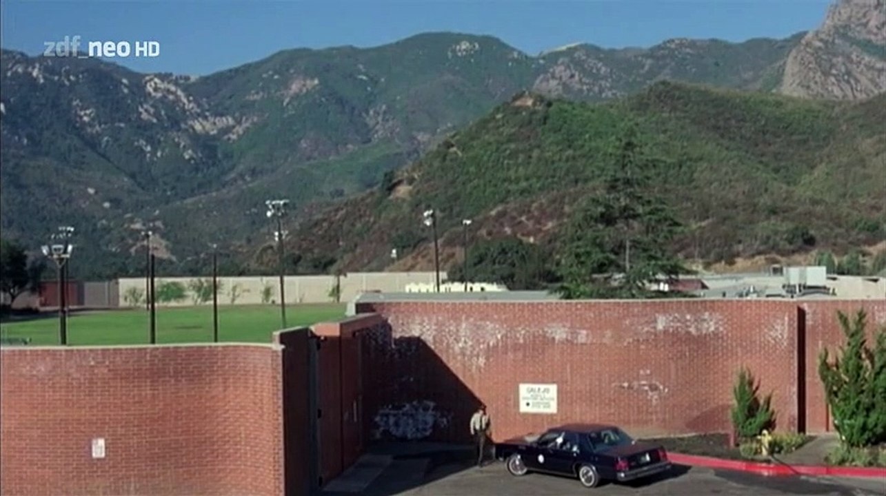 S04E07 - Ein Engel hinter Gittern