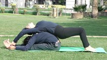 Partner के साथ करना है योगा तो ये Yoga है Best | Best and Easy Couple Yoga | Boldsky