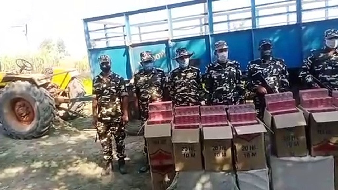 SSB ने नेपाल से तस्करी कर लाई जा रही भारी मात्रा में खुखरी सिगरेट की बरामद