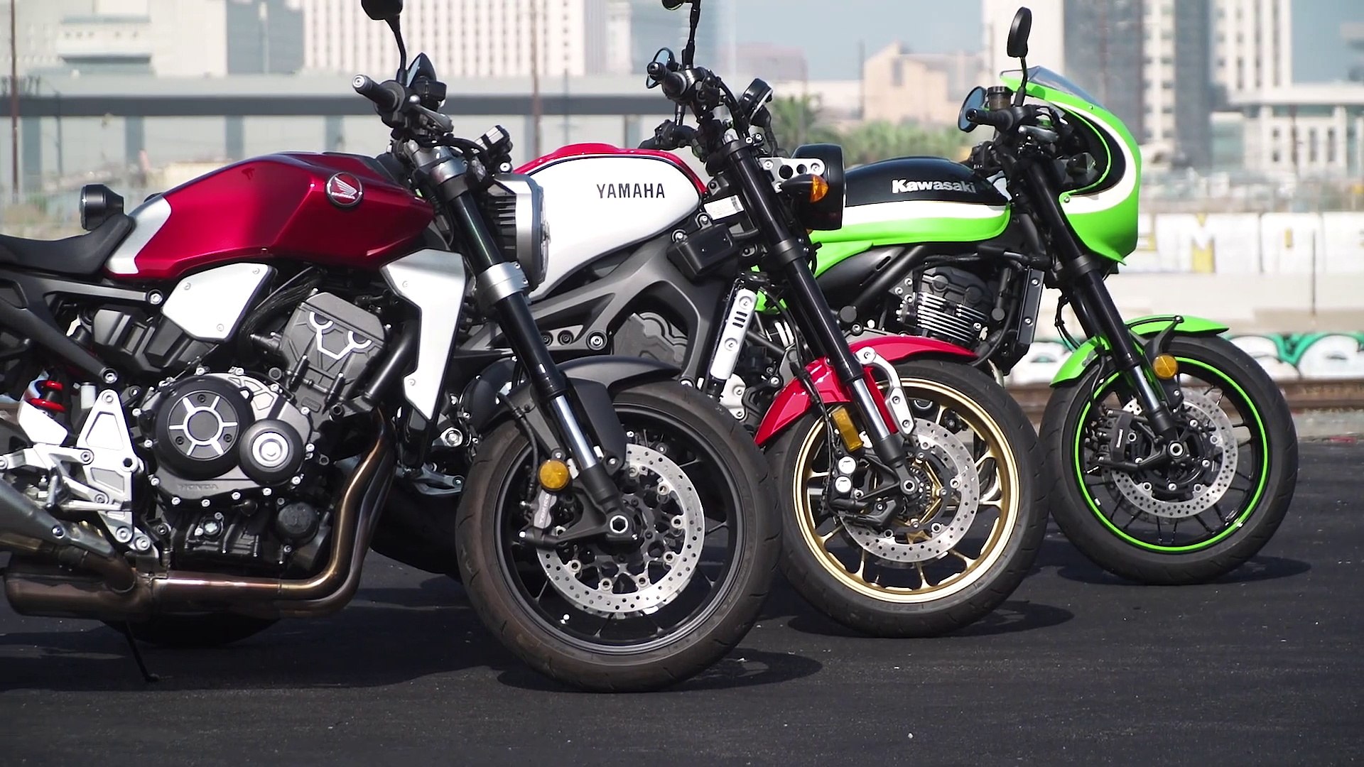 Honda CB1000R vs Kawasaki Z900RS Cafe vs Yamaha XSR900 - video 