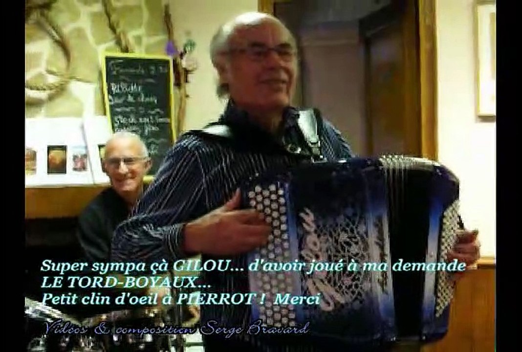 N°111 - GILOU & son accordéon à Malakoff - Film 1/3