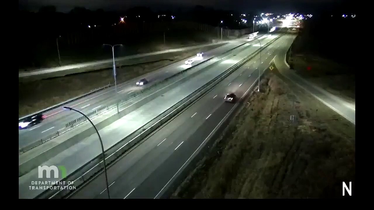 Atterrissage d'urgence d'un avion sur une autoroute américaine