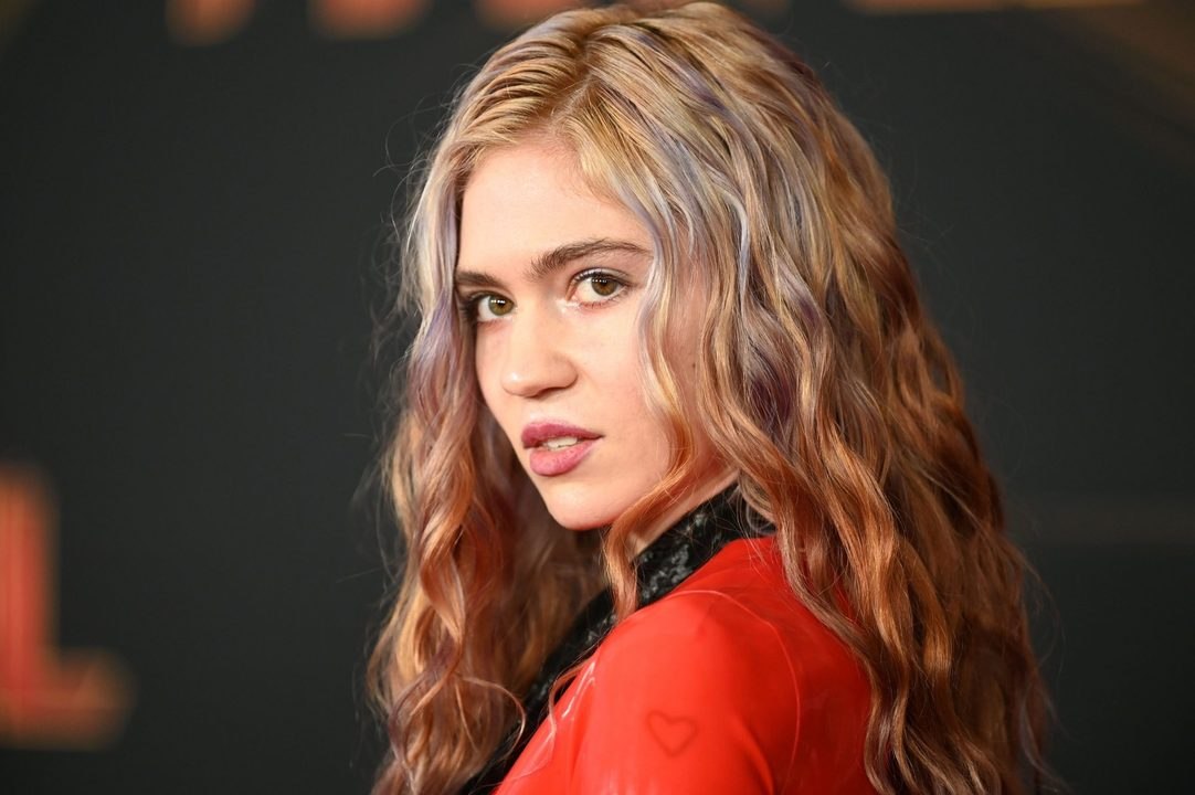 Grimes Shared a Photo of X Æ A-12, and Of Course He’s Learning About Space