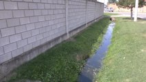 Fshati Novosellë pa kanalizime të ujërave të zeza-Lajme