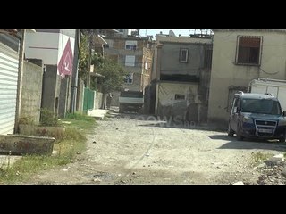 Ora News - Vlorë: Lagja ‘Kume’ e lënë në harresë prej 40 vitesh