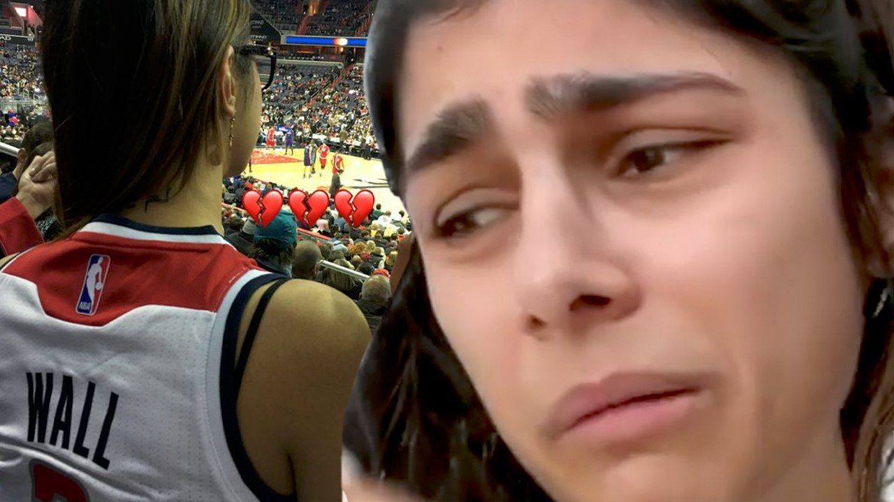 Ex Porn Star Mia Khalifa Rips Wizards & The Fan Base Over John Wall Trade: 'I'm A Rockets Fan Now'