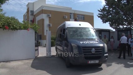 Ora News - Shfryhet “dosja 339”: 17 komisionerë të Shijakut në liri, vetëm 3 në burg