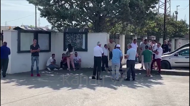 DOSJA 339, GJYKATA E DURRËSIT LIRON 5 KOMISIONERË - News, Lajme - Kanali 7
