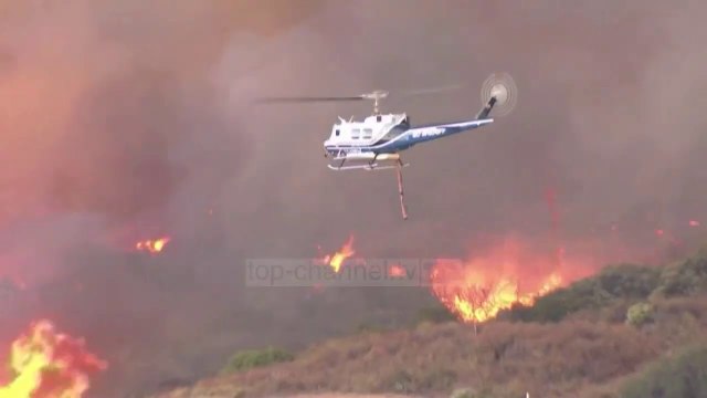 Top News - 8 mijë kilometra katrorë të përfshira nga zjarret në Kaliforni