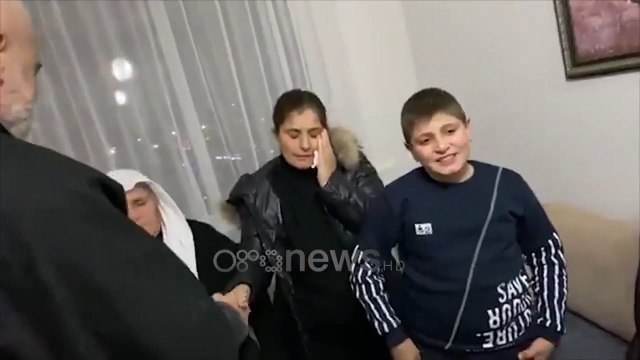 Ora News - Turp për atë që bëre! PD akuza Ramës: Presion ndaj familjes Cakoni pas daljes në media