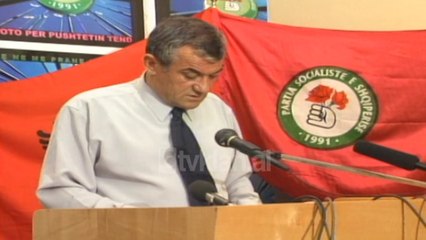 Feste ne PS, Gramoz Ruçi shpall rezultatin e fitores - (1 Tetor 2000)