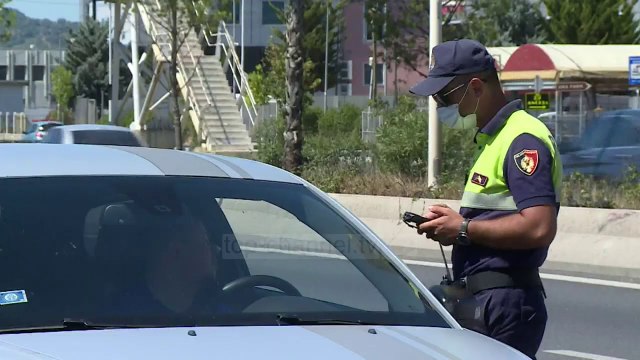 Kodi i ri Rrugor, gjoba 2 mln lekë/Rriten penalizimet për shpejtësi, telefonin dhe alkoolin në timon