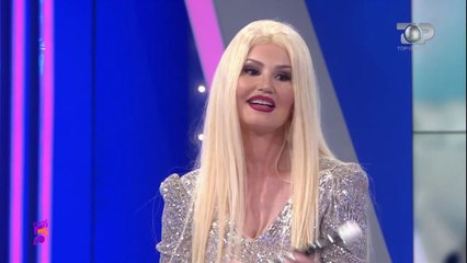 Për të mos u humbur, Xhemi i bie fyellit live në studio