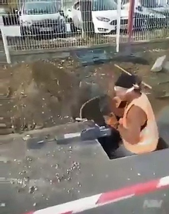 Funny workers!