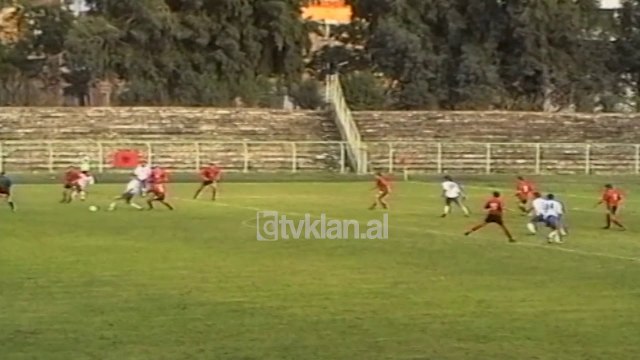 100 mije dollare shperblim nese Shqiperia fiton Kampionatin Boteror (9 Tetor 2000)