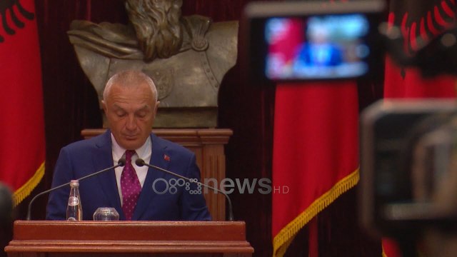 Ora News - Meta: Të merren masa emergjente për të bërë funksionale Gjykatën Kushtetuese
