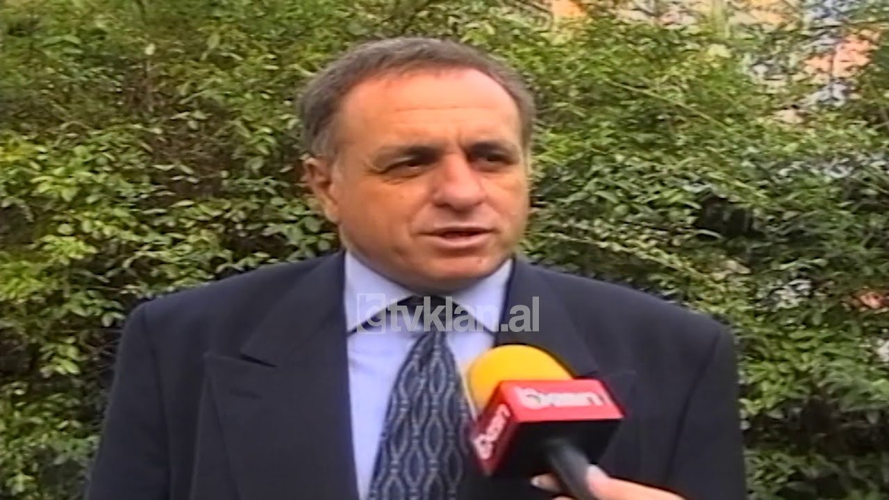 Partia Demokratike deklaron bojkotin e saj ne balotazhe (12 Tetor 2000)