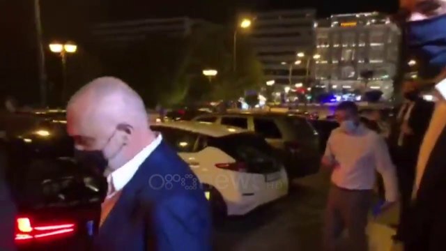 Ora News - Mitsotakis do i kthejë vizitës Ramës: Herën tjetër në Tiranë