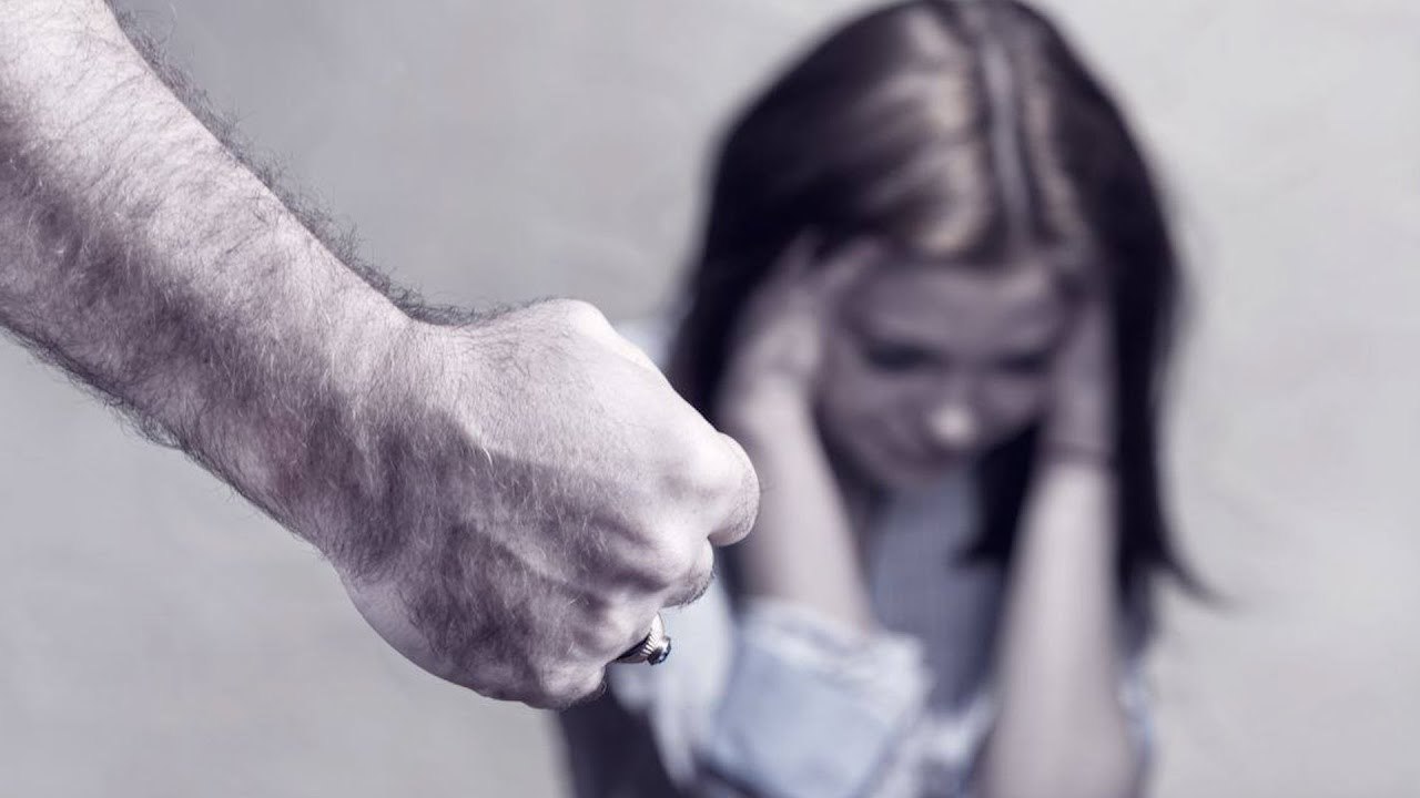 Dhuna zë vend në familjet tona-Lajme