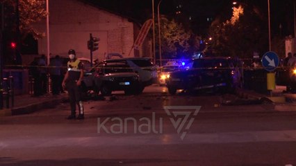 ATENTAT ME EKSPLOZIV PRENG GJINIT, MAKINA HIDHET NË ERË ME TELEKOMANDË - News, Lajme - Kanali 7