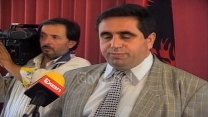 Zedhenesi i qeverise, Thoma Gellçi koference per ndryshimet ne qeveri - (11 Tetor 2000)