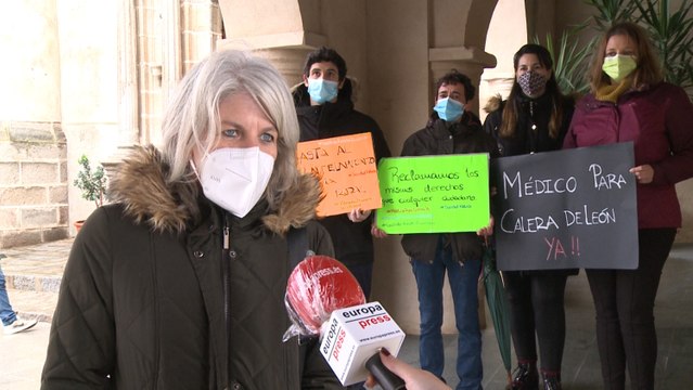 Vecinos de Calera de León se movilizan para reivindicar una sanidad “digna”