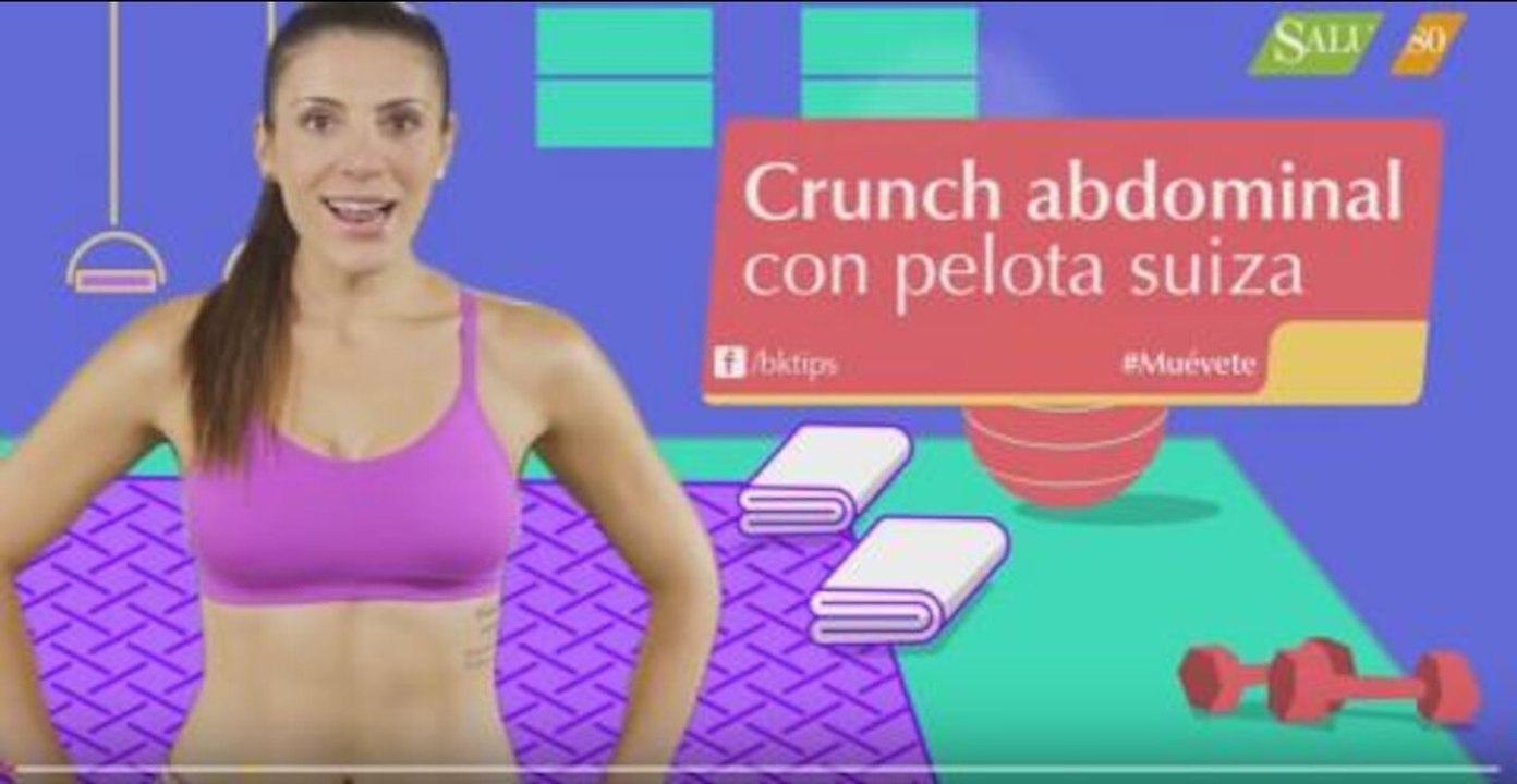 Crunch abdominal con pelota suiza