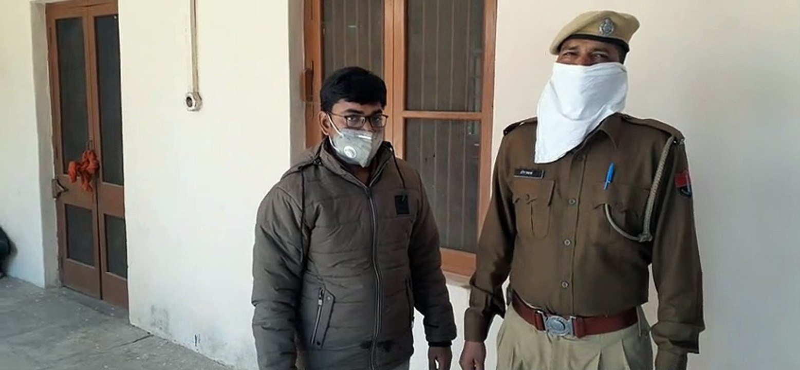 Crime: मुन्नाभाई चढ़ा पुलिस के हत्थे, किया था ये कारनामा