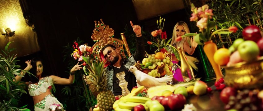 Tzanca Uraganu - Am luat cina cu vecina [videoclip oficial]