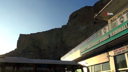 Akdeniz Açıklarındaki 5.2’lik Deprem Karaman’da Kayaları Yerinden Oynattı