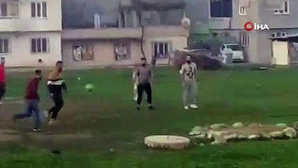 Bursa’da sokağa çıkma kısıtlamasında çift kale maç yaptılar